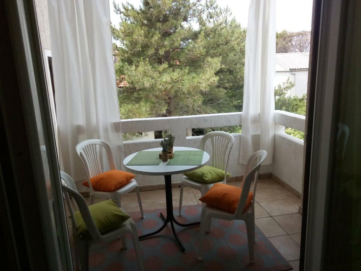 Studio Relax Punat Exterior photo